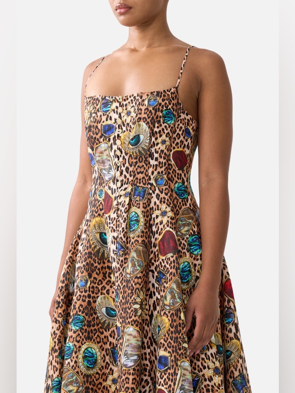 Camilla Corset Dress With Long Flared Skirt
Nazar Nirvana - Picture 6 of 8